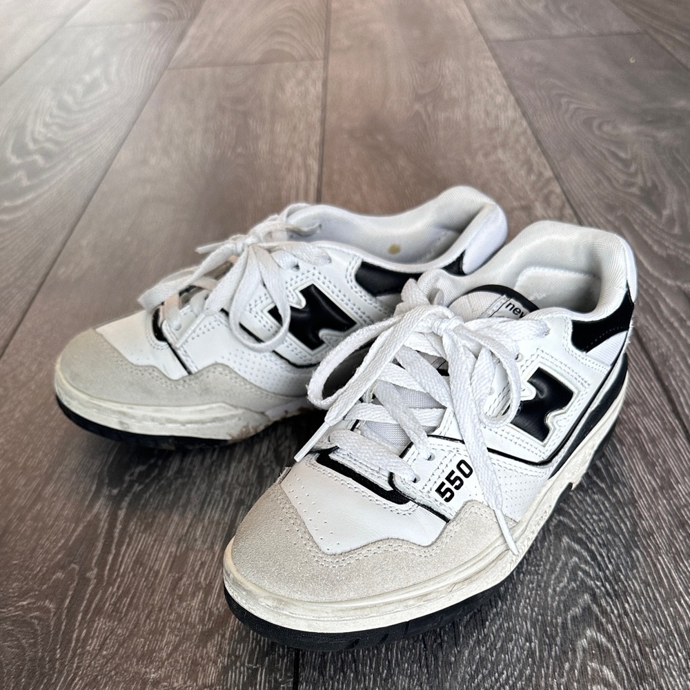 New Balance 550